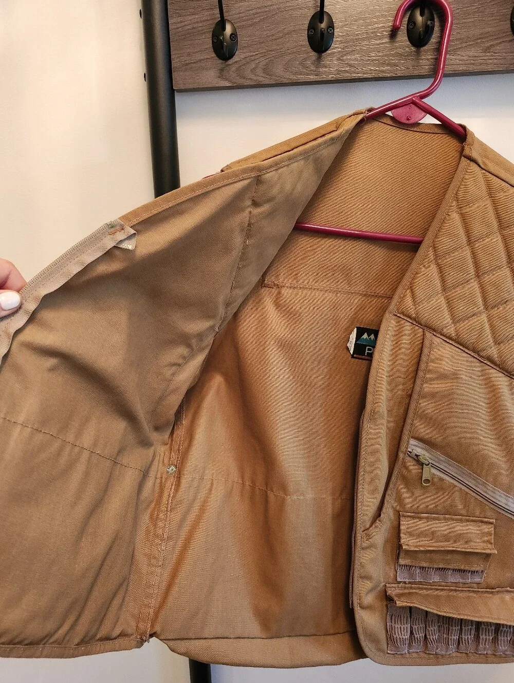 Vintage Mountain Prairie Tan Gaming Vest Size Small